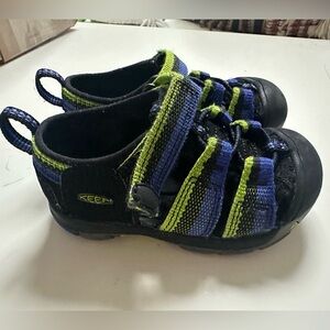 Keen Toddler Blue, Green & Black Shoes, Size Toddler 6
